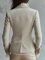 Anastasia | Blazer Entallado con Bordados