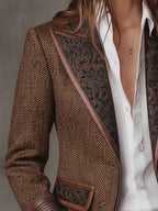 Albina | Blazer con Panel de Espiga y Ribetes en Contraste