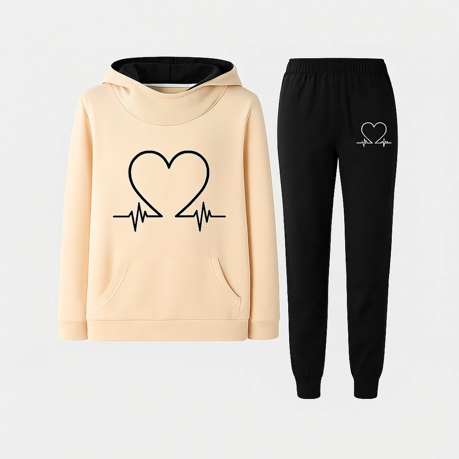 Dina | Conjunto Deportivo con Estampado de Corazón