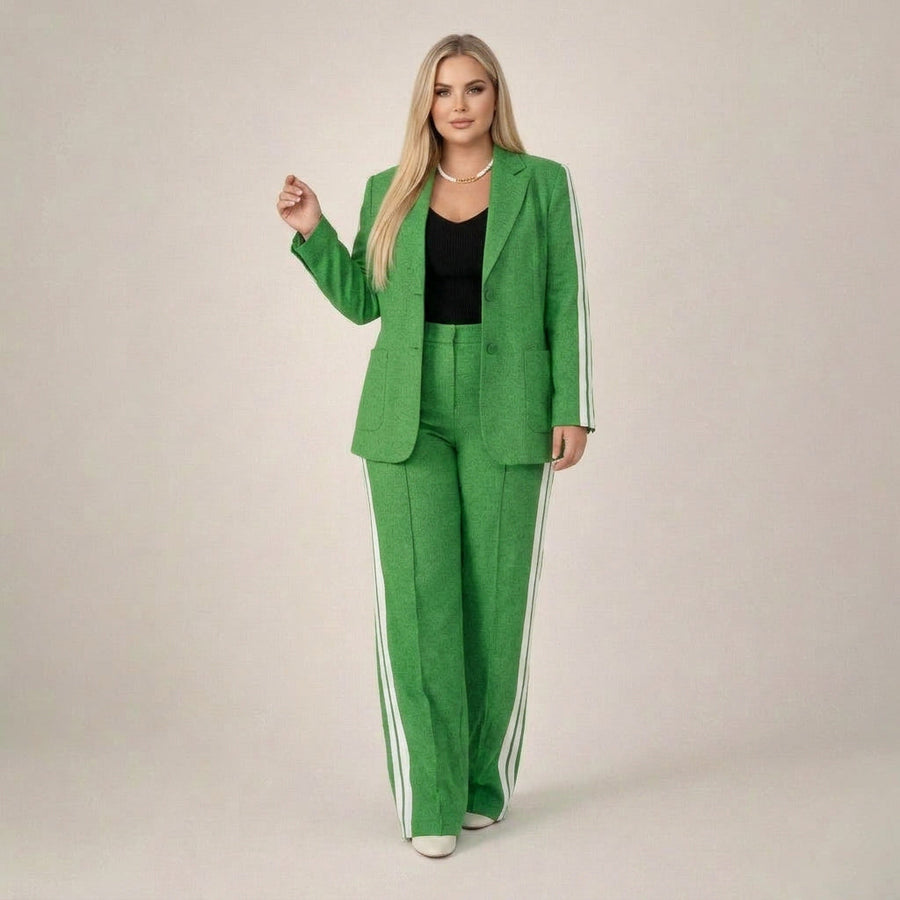 Cornelia | Conjunto Elegante de Blazer y Pantalón con Raya