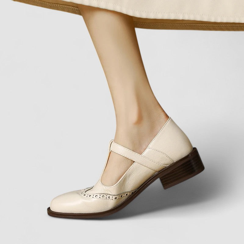 Ghita | Zapatos con Tira en T y Perforaciones Brogue