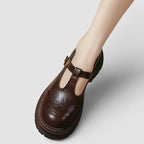 Cloe | Zapatos con Tira en T y Suela Dentada