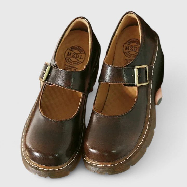 Avellina | Mary Janes con Plataforma Dentada