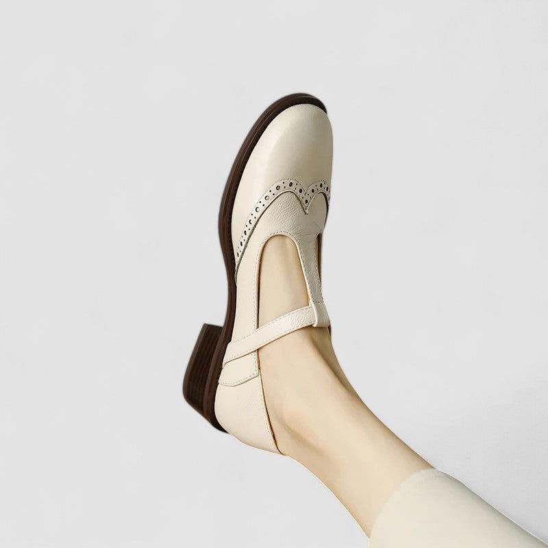 Ghita | Zapatos con Tira en T y Perforaciones Brogue