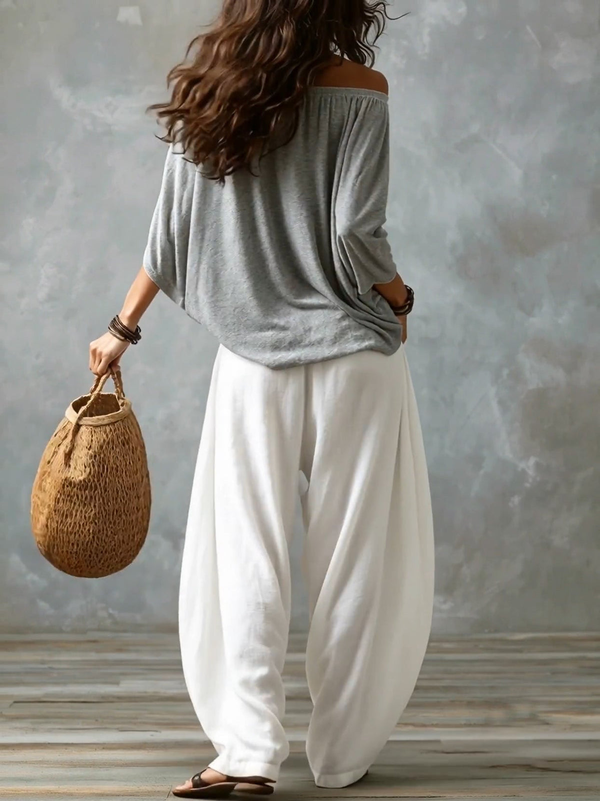 Penelope | Conjunto de Top con Hombros Descubiertos y Pantalón Globo