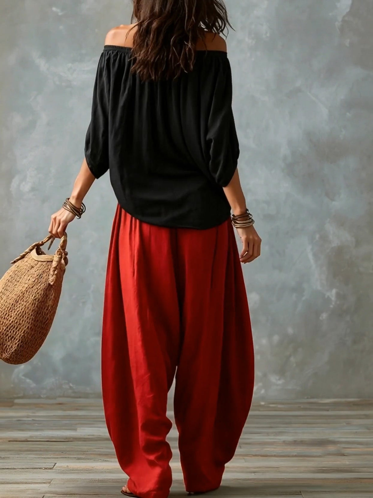 Penelope | Conjunto de Top con Hombros Descubiertos y Pantalón Globo