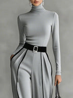 Jolanda | Conjunto de Jersey de Cuello Alto con Ribete Blanco y Pantalón Ancho con Cinturón