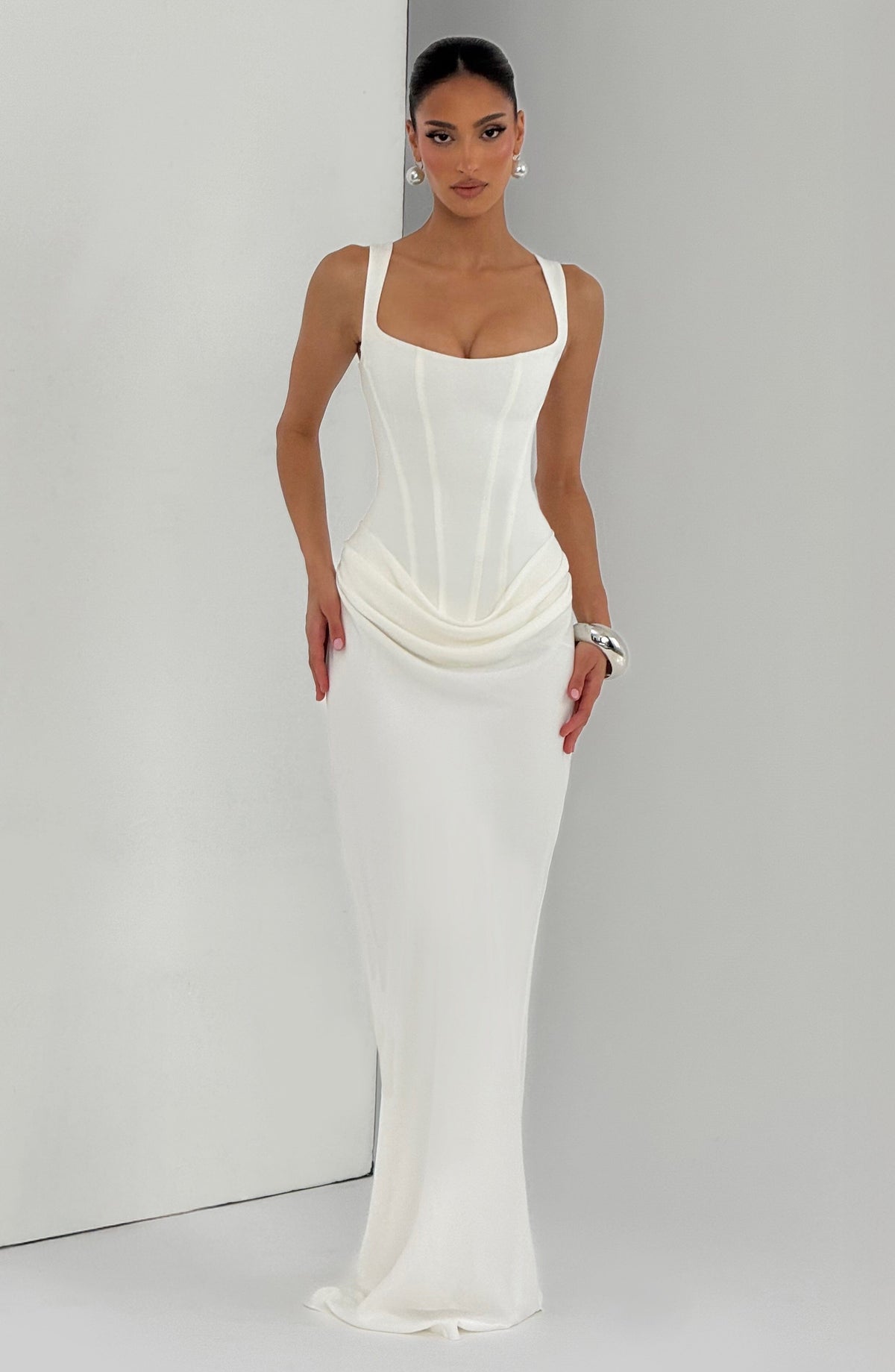Gioia | Vestido Maxi con Escote Cuadrado